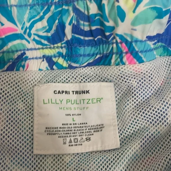 Lilly Pulitzer Men’s swim size L - Picture 4 of 7